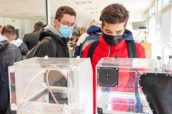 Visite du Campus IMT Atlantique par les lycéens des spécialités SI et NSI