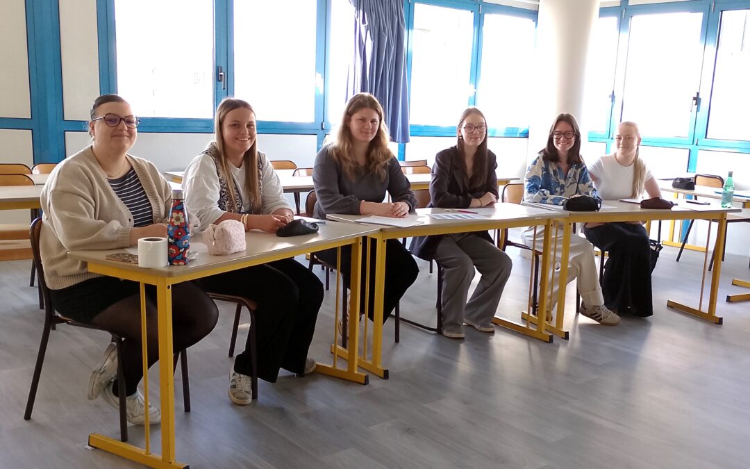 Activité pédagogique transversale entre des terminales du lycée et les étudiants de 3ème année du DTS IMRT
