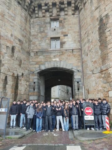 yH5BAEKAAEALAAAAAABAAEAAAICTAEAOw==